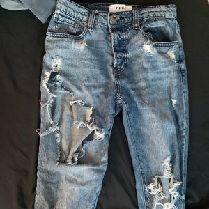 Distressed boyfriend jeans